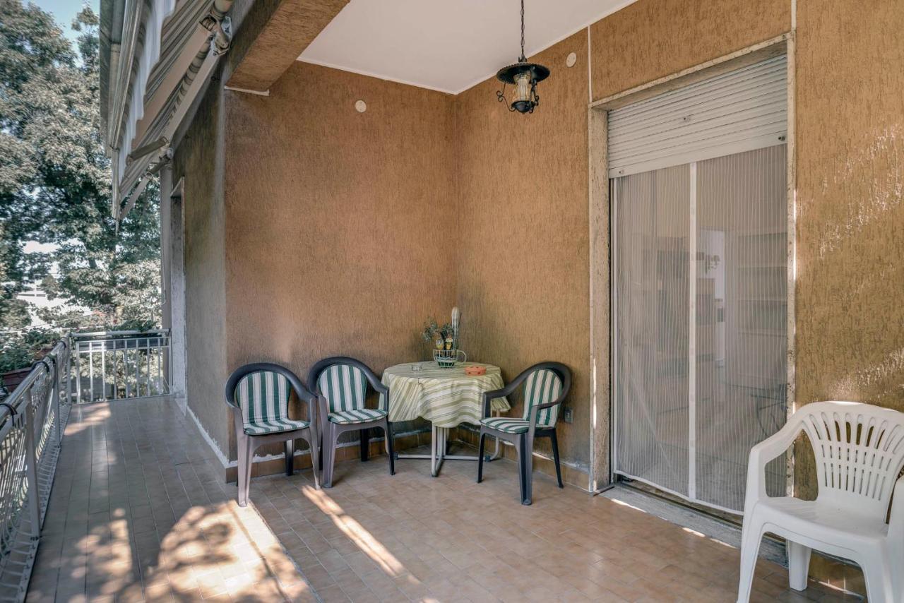 Sentirsi A Casa, Lontano Da Casa-Feel At Home Away From Home Caronno Pertusella エクステリア 写真