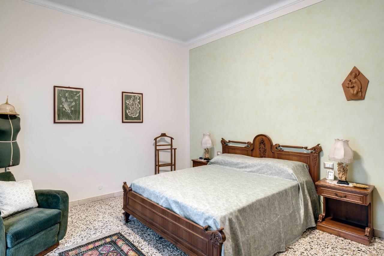 Sentirsi A Casa, Lontano Da Casa-Feel At Home Away From Home Caronno Pertusella エクステリア 写真